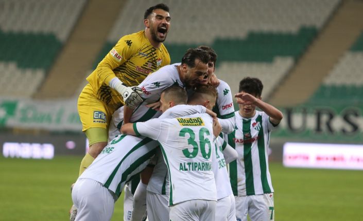 TFF 1. Lig: Bursaspor: 2 - Bandırmaspor: 1