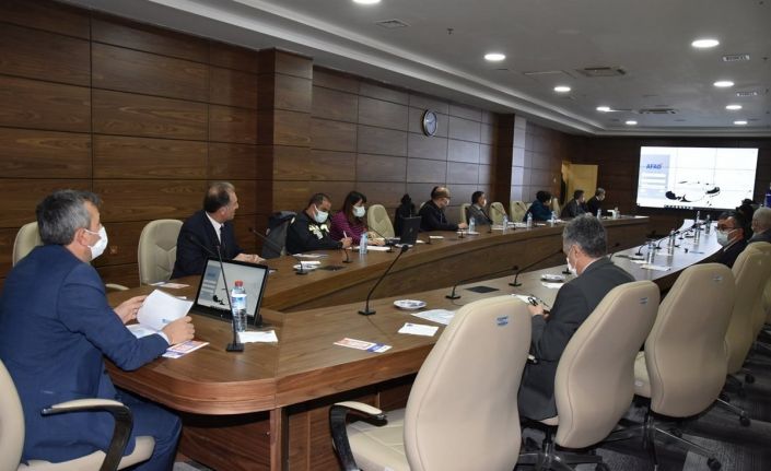 Vali Sezer, "Afetlere karşı tedbirleri sürekli güncel tutmamız gerek"