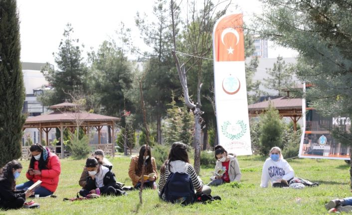 Yenişehir’de çocuklar kitapla buluştu