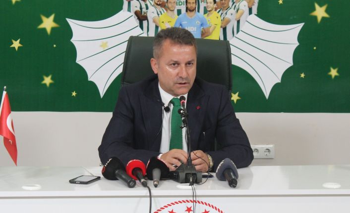 Giresunspor Başkanı Karaahmet: “Hakan hocayla devam etme kararı aldık”