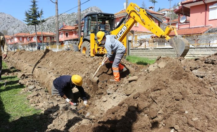 İbradı’da 30 yıllık içme suyu altyapısı yenilendi