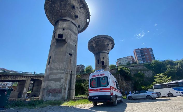 Maddi bağımlısı genç ihbarı ekipleri harekete geçirdi