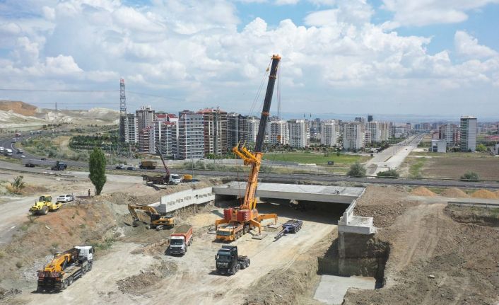 Başkentte Bağlıca Bulvarı ile Çevre Yolu birbirine bağlanıyor