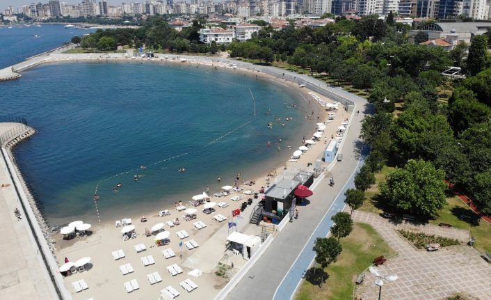 Bayram tatili başladı, Caddebostan Sahil ve plajı boş kaldı