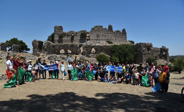 Bisiklet tutkunları Yoğurtçu Kalesi’ne pedal çevirdi