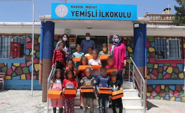 İhtiyaç sahibi çocukların bayramlığı Mardin Büyükşehir Belediyesinden