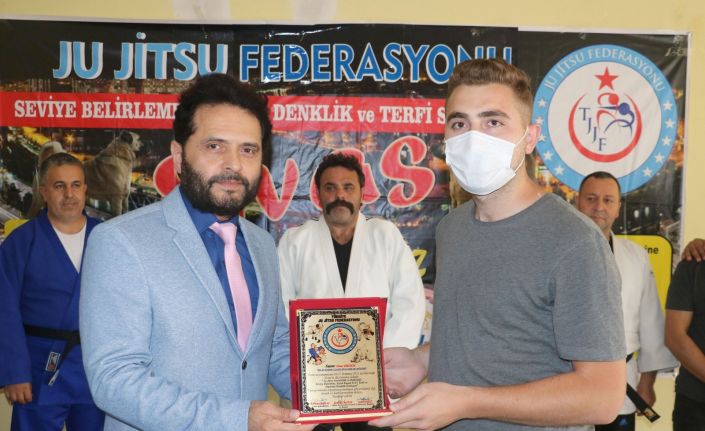 Ju Jitsu Federasyonu’ndan İHA’ya teşekkür plaketi