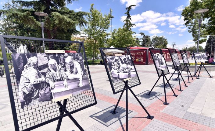 Konya Büyükşehir’den Srebrenitsa soykırımı fotoğraf sergisi