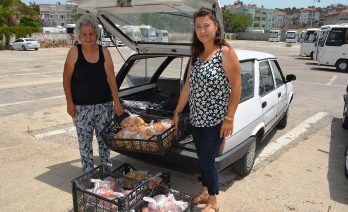 Şefkatli ellerden bu kez de ihtiyaç sahiplerine meyve desteği