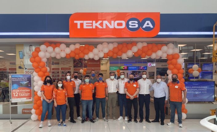 Teknosa yeniden Akmerkez’de