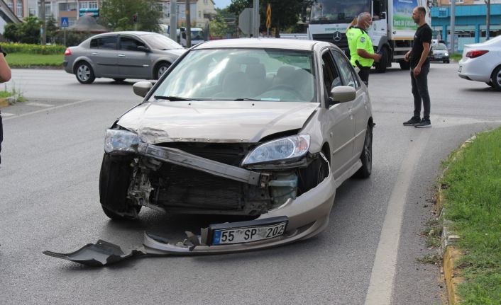 Baba-oğul takla atan otomobilden burunları bile kanamadan çıktı