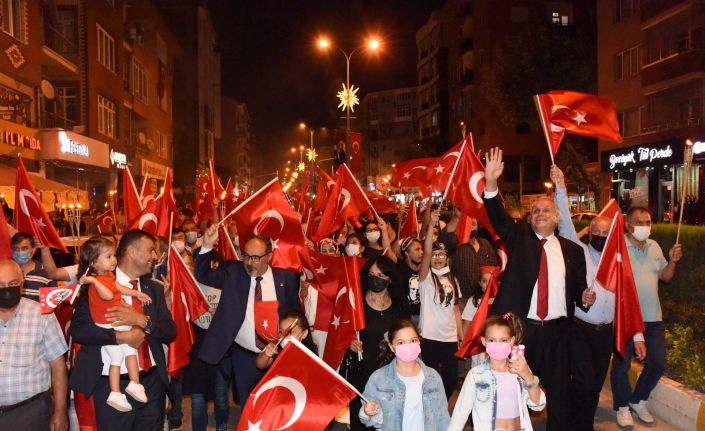 Bozüyük’te Zafer Bayramı coşkuyla kutladı