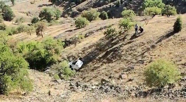 Elazığ’da otomobil 150 metreden aşağı yuvarlandı: 2 yaralı