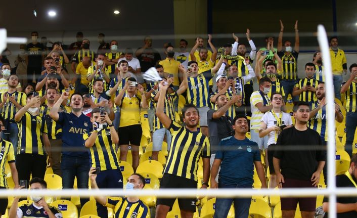 Fenerbahçe, 531 gün sonra taraftarının karşısında