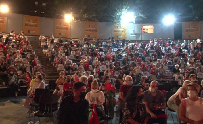 Kadıköy’de 30 Ağustos Zafer Bayramı konserler ile kutlandı