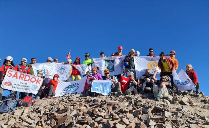 Kayserili dağcılardan 30 Ağustos için zirve tırmanışı