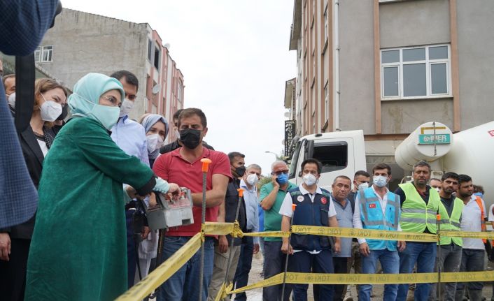 TOKİ, selde yıkılan 16 iş yerinin temelini attı