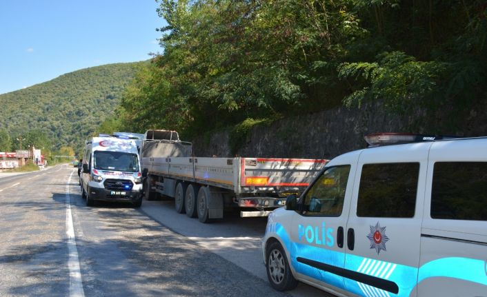 Dinlenmek için park ettiği tırın içinde ölü bulundu
