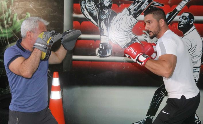 Milli kick boksçu Mesut Saba, Van’ı temsil edecek