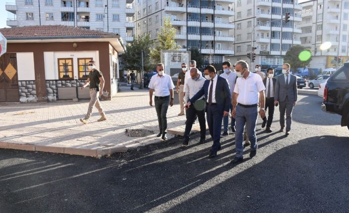 Siirt Valisi Hacıbektaşoğlu, yatırım ve projeleri hızlandırma talimatı verdi