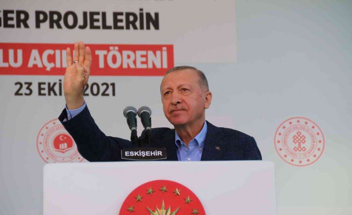 Cumhurbaşkanı Erdoğan Eskişehir’de vatandaşlara seslendi (1)