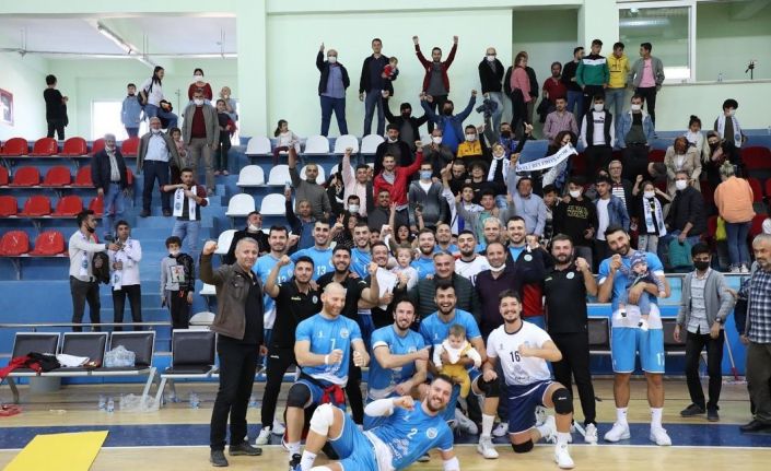 Develi Belediyespor evinde hata yapmadı