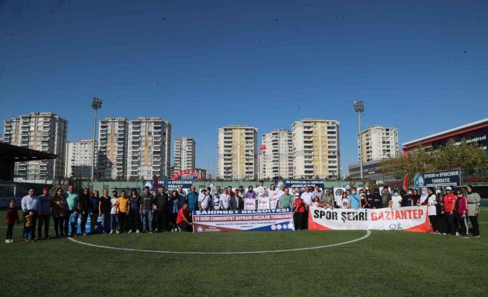 Geleceğin okçuları 29 Ekim Kupası’nda yarıştı