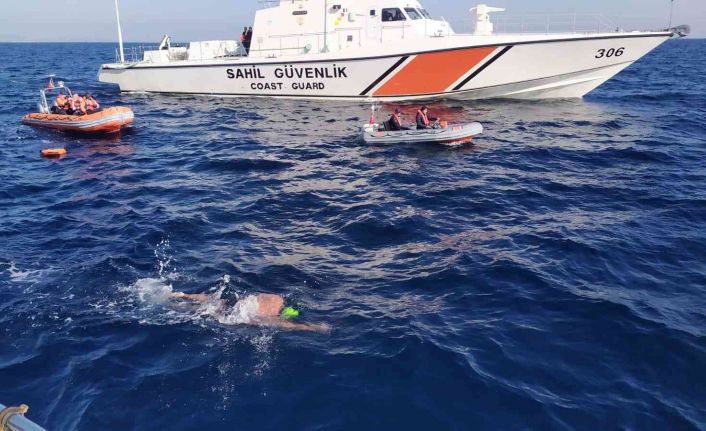 İskenderun körfezinde açık deniz yüzme maratonu tamamlandı