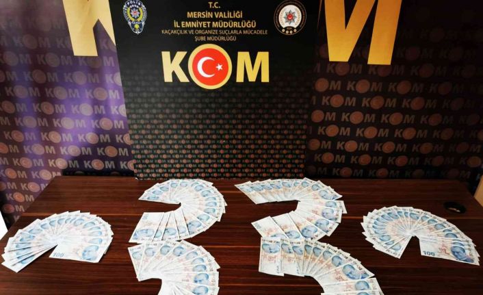 Mersin’de 10 bin 300 lira sahte para ele geçirildi