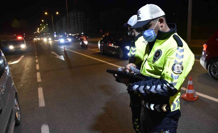 Ordu’da 58 motosiklet sürücüsüne kask cezası