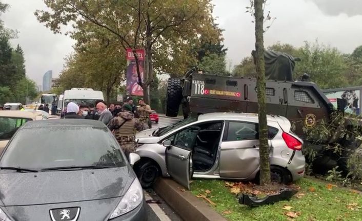 Sarıyer’de zırhlı aracın da içlerinde bulunduğu zincirleme kaza: 3 yaralı