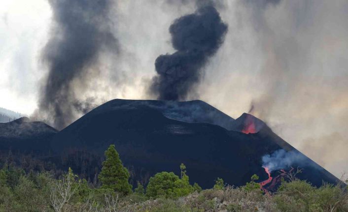 Yanardağ faciasının yaşandığı La Palma’ya yardımlar hızlandırılacak