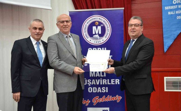 30 yılını dolduran mali müşavirlere onur belgesi