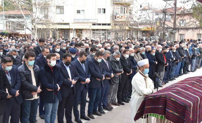 Başkan Yavaş’ın babası son yolculuğuna uğurlandı