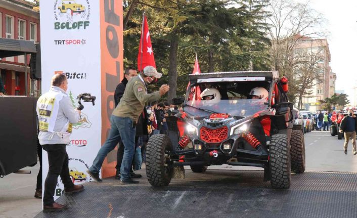 Bolu’da, 3 gün sürecek Off-Road Şampiyonası için start verildi