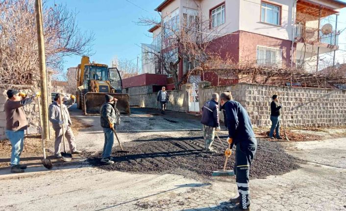 Bünyan’da yol bakım, onarım ve yenileme çalışmaları sürüyor