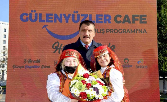 Büyükşehir Belediyesi Gülen Yüzler Kafesi hizmete girdi