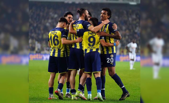 Fenerbahçe 2 maç sonra iç sahada kazandı