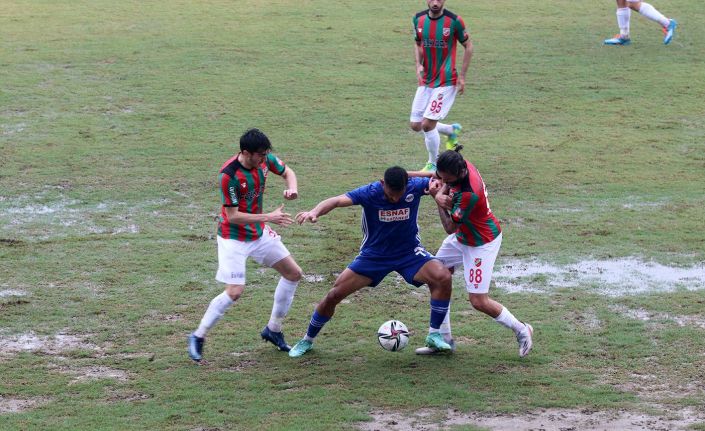 Fethiyespor sahasında Karşıyaka’yı 1-0 mağlup etti