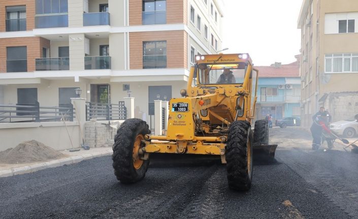 Gaziemir’de 2021 yılında 2 bin 500 ton asfalt serildi