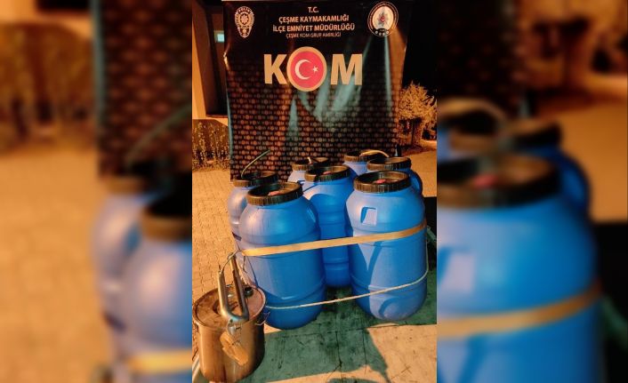 İzmir’de 1 ton kaçak içki ele geçirildi