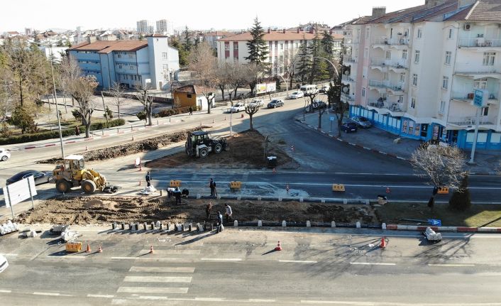 Karaman’da asfalt ve kaldırım çalışmaları