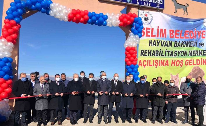 Kars’ta Hayvan Bakım Evi ve Rehabilitasyon Merkezi açıldı