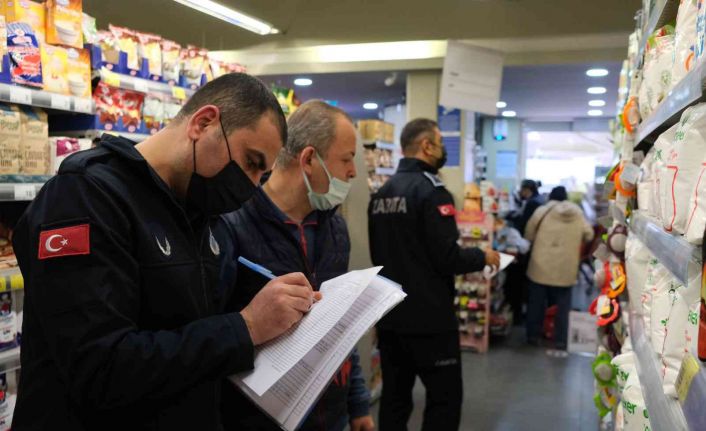 Maltepe’deki marketlerde yılbaşı denetimi