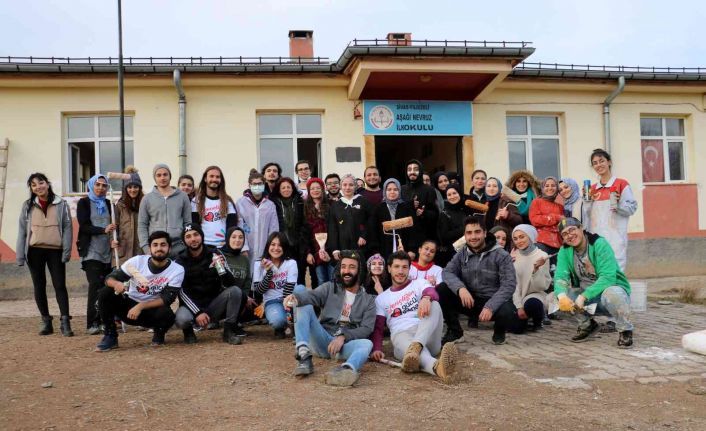 Onlarca öğrenci bir araya geldi, yaptıkları ile takdir topladı