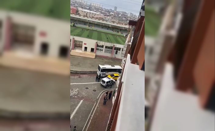 (ÖZEL) Esenyurt’ta ruhsatı iptal edilen taksici kaçtı, polis kovaladı