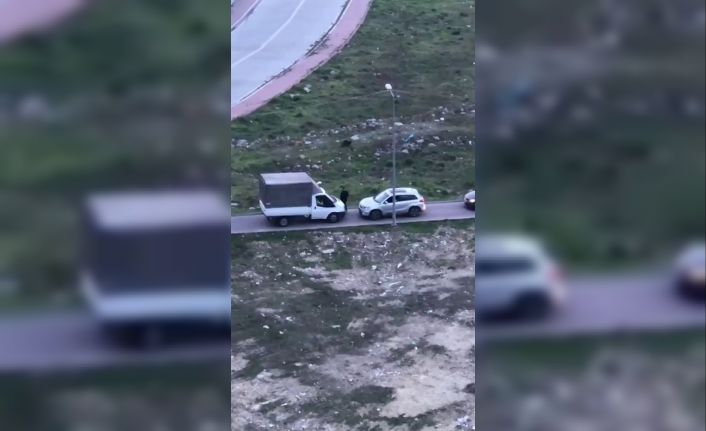 (ÖZEL) Trafikte ’yol benim hakkım’ inatlaşması kamerada