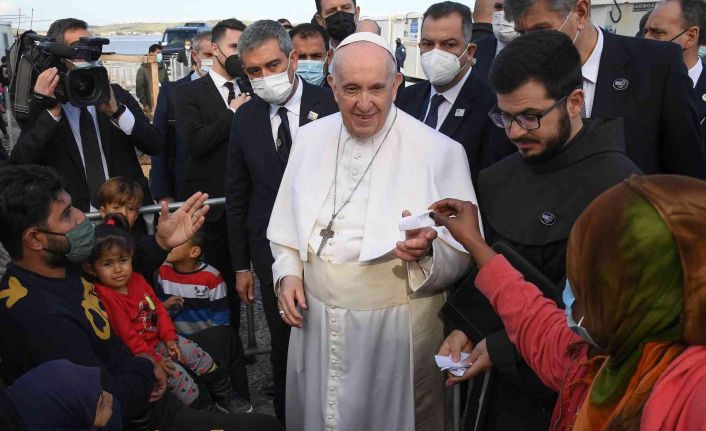 Papa, Avrupa’da göçmenlere yönelik davranışları kınadı