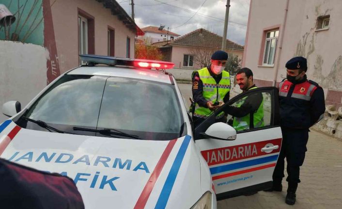 Temsili jandarma oldular mutlulukları gözlerine yansıdı