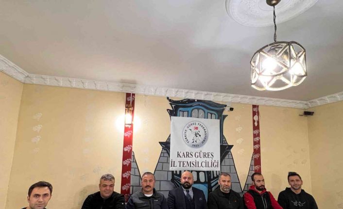 Güreş Kars İl Temcisi Kırtay antrenör ve hakemlerle buluştu